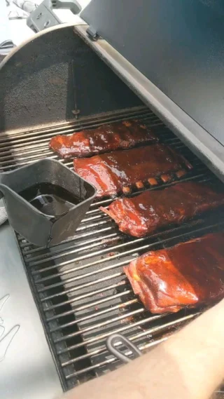 🏆🍖 Wrapped up a 3rd place win out of 130 at our latest comp with a little help from @themeatswadl ! Not just for resting, this game-changer keeps our ribs perfectly toasty from camp to judging tent. Plus, it looks epic sporting the Tipsy Brisket logo. Want to elevate your BBQ game? Custom the Meat Swadl with your logo at https://themeatswadl.com

#BBQChamps #MeatSwadl #TipsyBrisket #bbq #barbecue #ribs #ribchamps #bbqcompetition #custombbq #restyourmeat #winning #forthewin #bbqmusthave